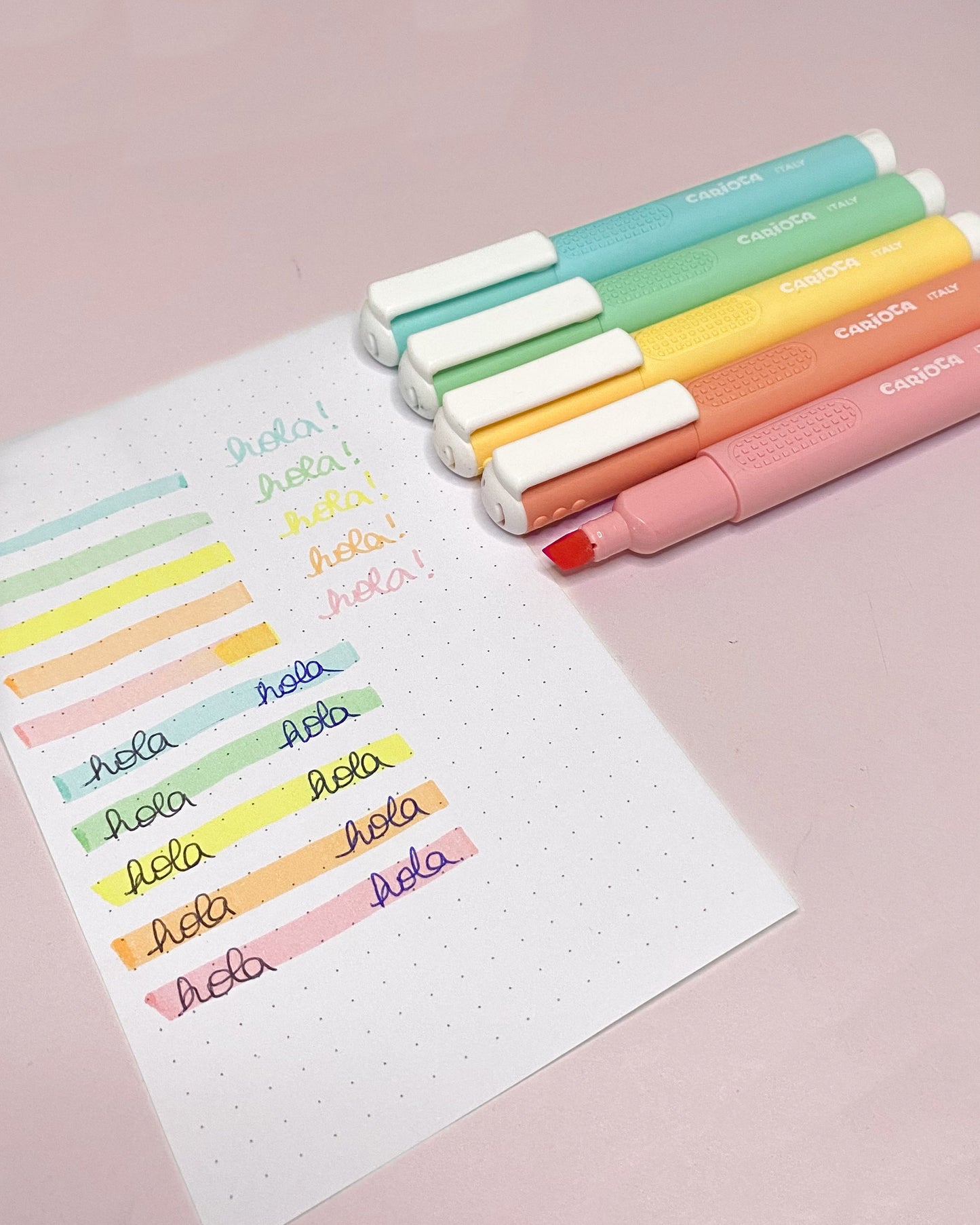 swatch de los colores de los lápices destacadores pastel